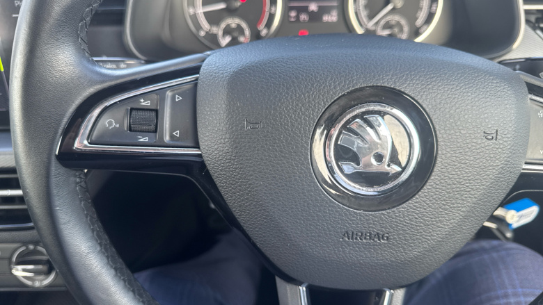 Skoda Kamiq 1.0 TSI SE 5dr DSG Petrol Hatchback